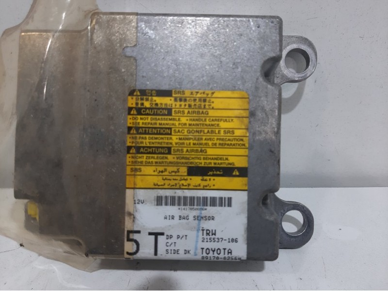 Recambio de centralita airbag para toyota auris sol referencia OEM IAM 8917002560  