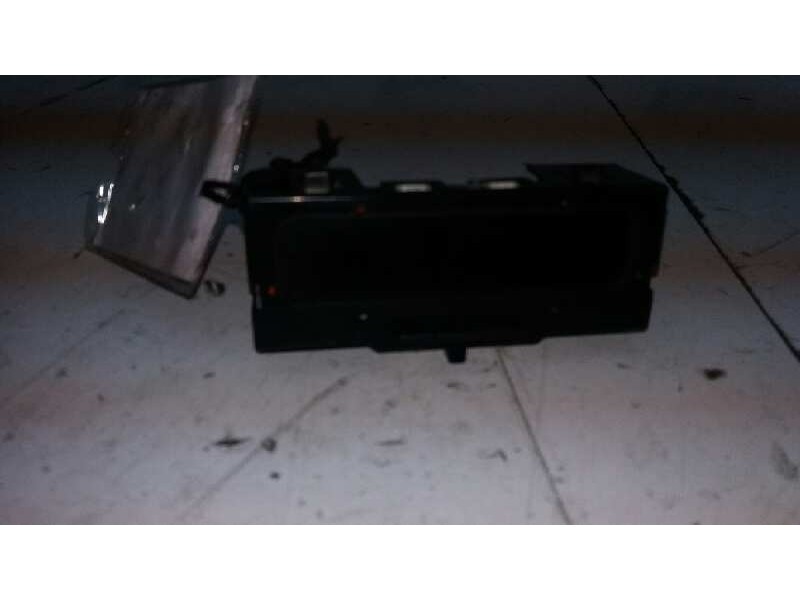 Recambio de pantalla multifuncion para renault laguna (b56) 2.0 anade referencia OEM IAM    Recambio de pantalla multifuncion para renault laguna (b56) 2.0 anade referencia OEM IAM