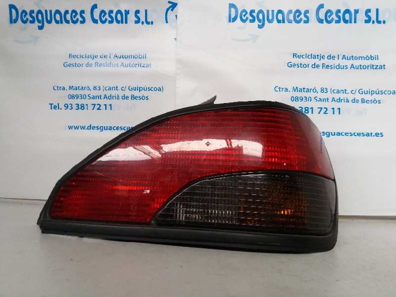 Recambio de piloto trasero derecho para peugeot 306 berlina 3/5 puertas (s1) graffic referencia OEM IAM 635195  