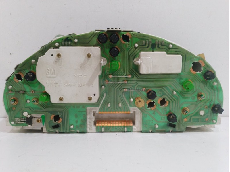 Recambio de cuadro instrumentos para opel corsa b edition 2000 referencia OEM IAM 6234011  