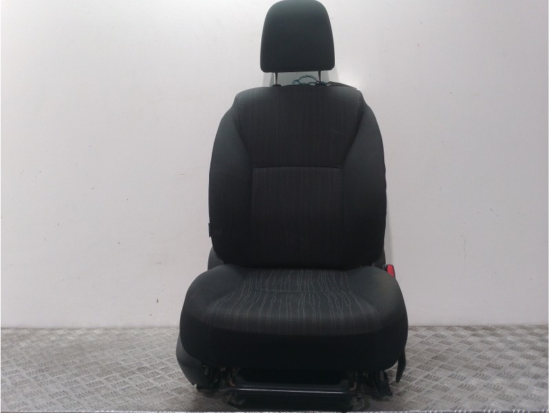 Recambio de asiento delantero derecho para toyota auris sol referencia OEM IAM   