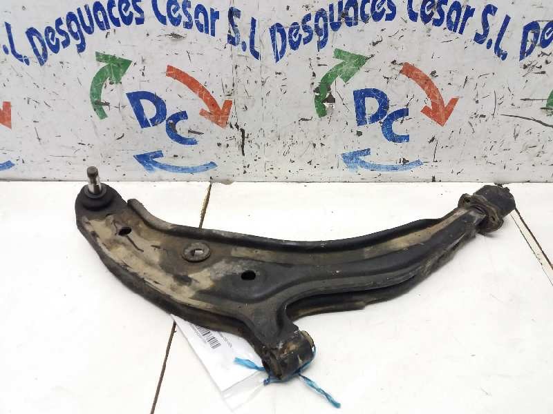 Recambio de brazo suspension inferior delantero derecho para nissan micra (k11) lx referencia OEM IAM   