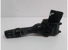 Recambio de mando limpia para toyota auris sol referencia OEM IAM 17F243  