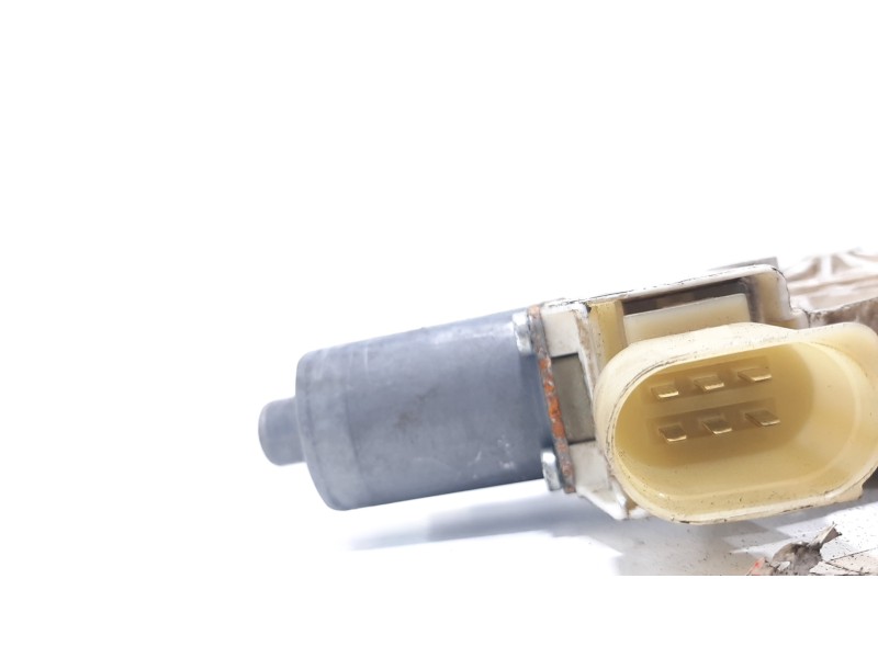 Recambio de elevalunas delantero izquierdo para bmw serie 1 berlina (e81/e87) 118d referencia OEM IAM 51337138465   Recambio de elevalunas delantero izquierdo para bmw serie 1 berlina (e81/e87) 118d referencia OEM IAM 51337138465