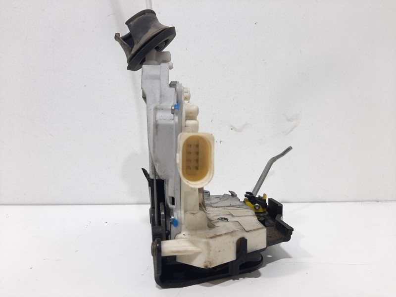 Recambio de cerradura puerta trasera izquierda para audi a4 berlina (8e) 1.9 tdi referencia OEM IAM 8E0839015AA  