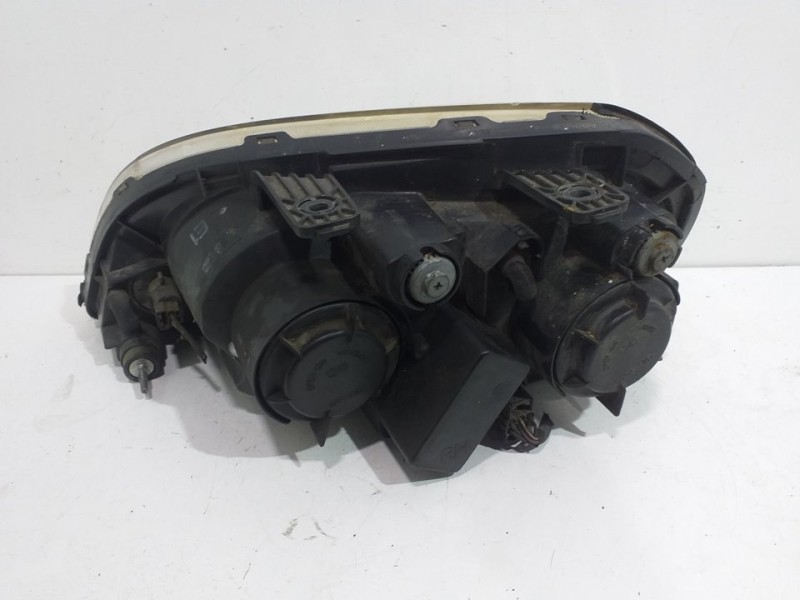 Recambio de faro derecho para chevrolet nubira berlina cdx referencia OEM IAM 0301001916  