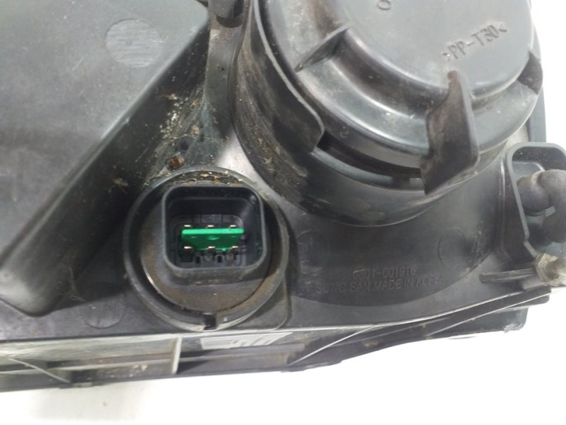 Recambio de faro derecho para chevrolet nubira berlina cdx referencia OEM IAM 0301001916  