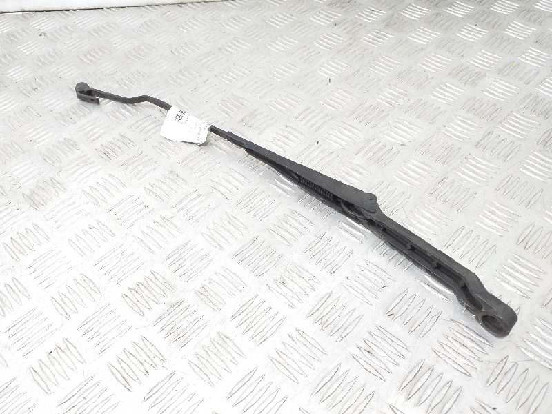 Recambio de brazo limpia delantero derecho para volkswagen polo berlina (6n1) air referencia OEM IAM 6N1955410  