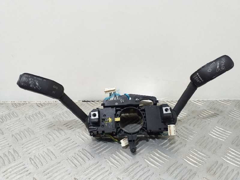 Recambio de mando multifuncion para seat leon st (5f8) x-perience 4drive referencia OEM IAM 5Q0953507AC  