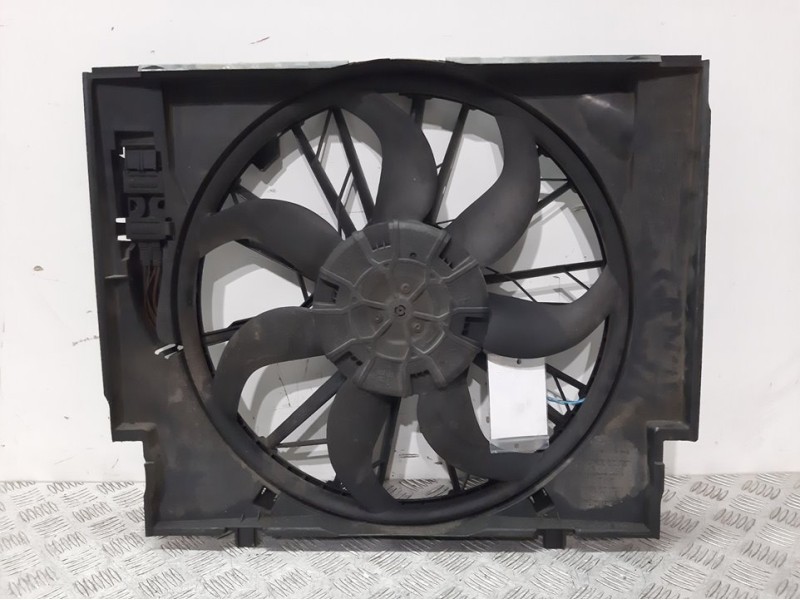 Recambio de electroventilador para bmw serie 5 berlina (e60) 520d referencia OEM IAM 51337184384 10213518 