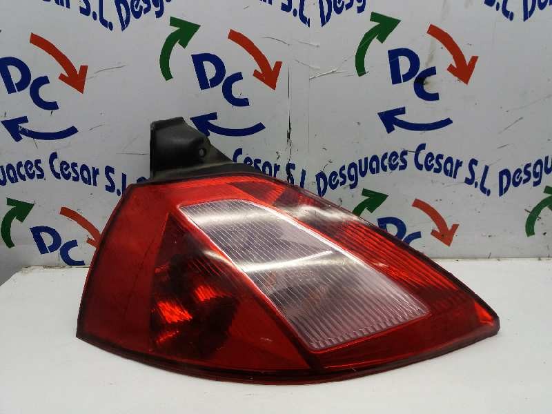 Recambio de piloto trasero izquierdo para renault megane ii classic berlina confort authentique referencia OEM IAM 8200142682  