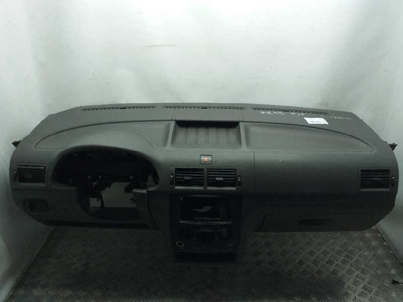 Recambio de salpicadero para ford transit connect (tc7) furgón (2006) referencia OEM IAM 5041457  
