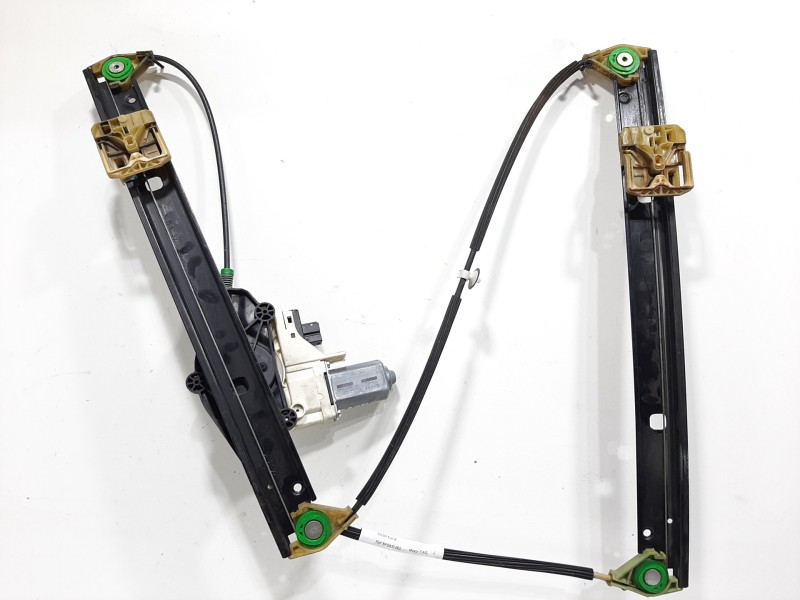 Recambio de elevalunas delantero derecho para audi a4 ber. (b8) básico referencia OEM IAM 8K0837462  