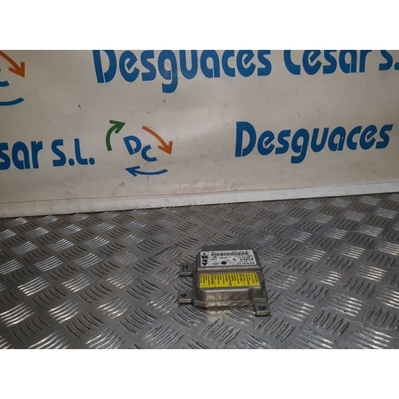 Recambio de centralita airbag para renault clio ii fase i (b/cbo) 1.2 referencia OEM IAM 0285001157 7700428310 