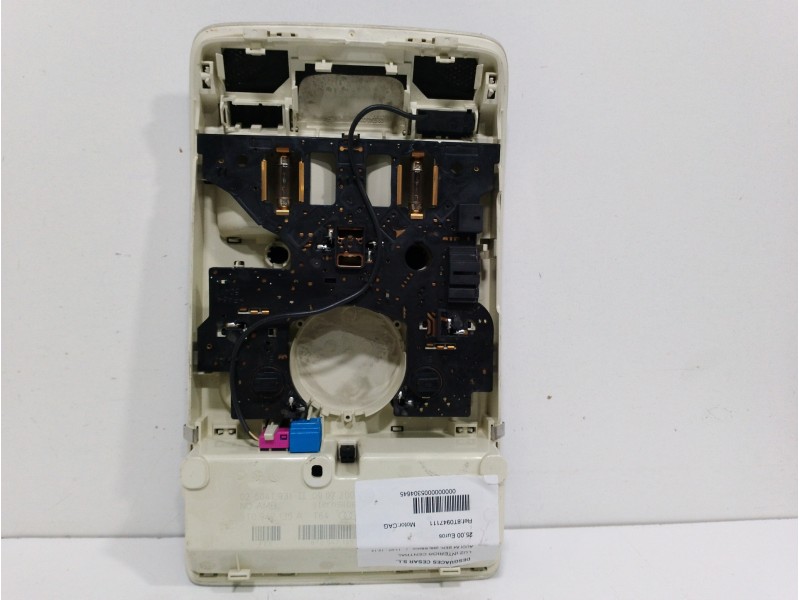 Recambio de luz interior central para audi a4 ber. (b8) básico referencia OEM IAM 8T0947111  