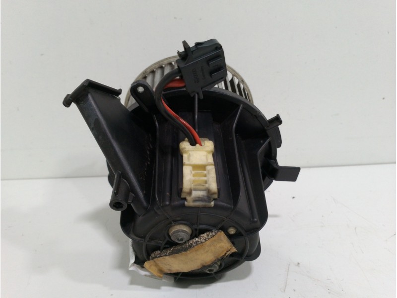 Recambio de motor calefaccion para audi a4 ber. (b8) básico referencia OEM IAM 8K1820021C 2 PINES 