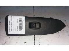 Recambio de mando elevalunas delantero derecho para mazda 323 berlina f/s (bj) 2.0 d f glx referencia OEM IAM 458-2K03  