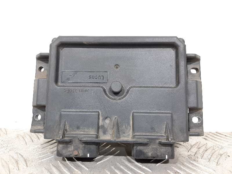 Recambio de centralita motor uce para peugeot 206 berlina xr referencia OEM IAM 9640899880  