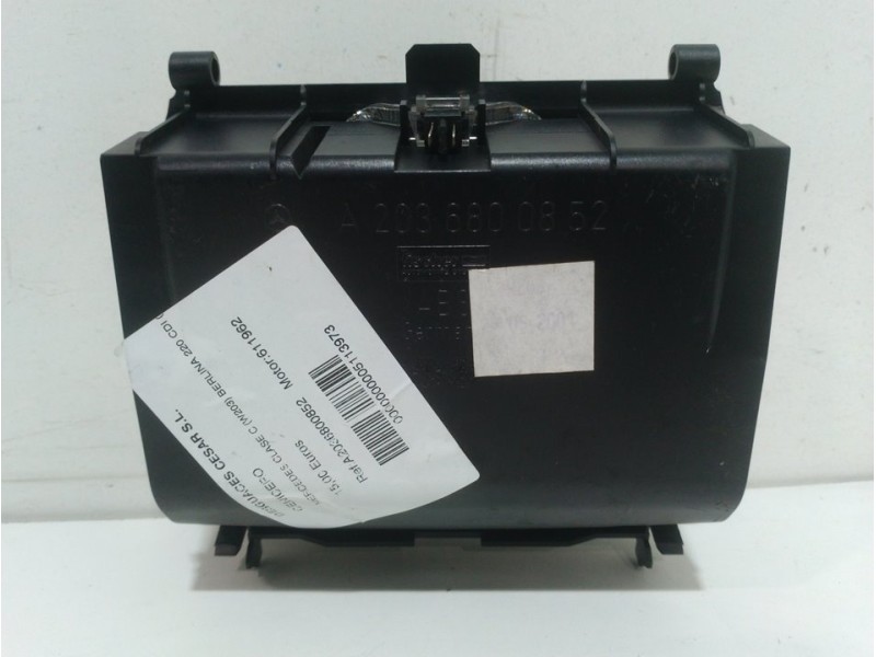Recambio de cenicero para mercedes-benz clase c (w203) berlina 220 cdi (203.006) referencia OEM IAM A2036800852  