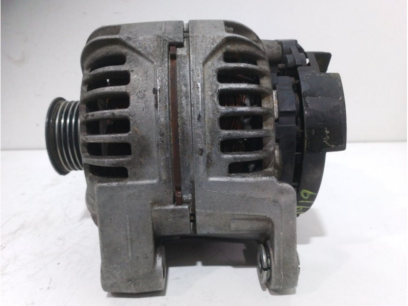 Recambio de alternador para opel vectra b berlina básico referencia OEM IAM 0124515005 90561169 