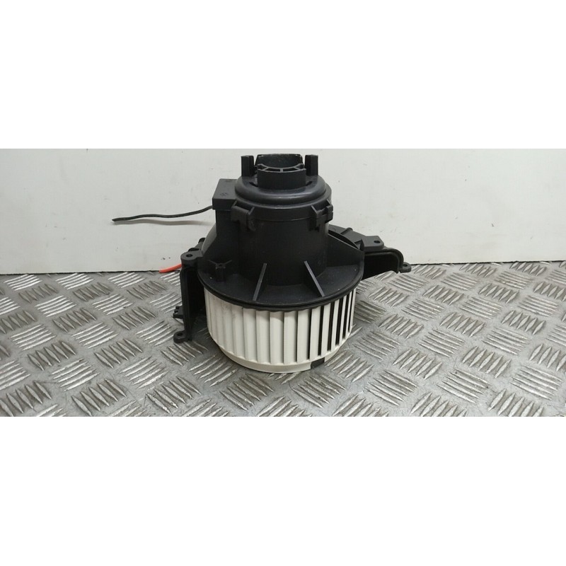 MOTOR CALEFACCION 52421335  - imagen 1