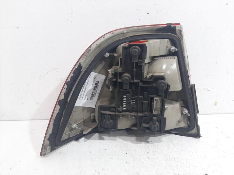 Recambio de piloto trasero derecho para opel vectra b berlina básico referencia OEM IAM   