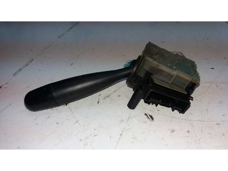Recambio de mando limpia para toyota yaris (ncp1/nlp1/scp1) 1.4 d-4d expo referencia OEM IAM 173647  