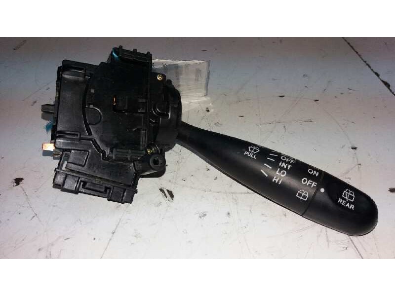Recambio de mando limpia para toyota yaris (ncp1/nlp1/scp1) 1.4 d-4d expo referencia OEM IAM 173647  