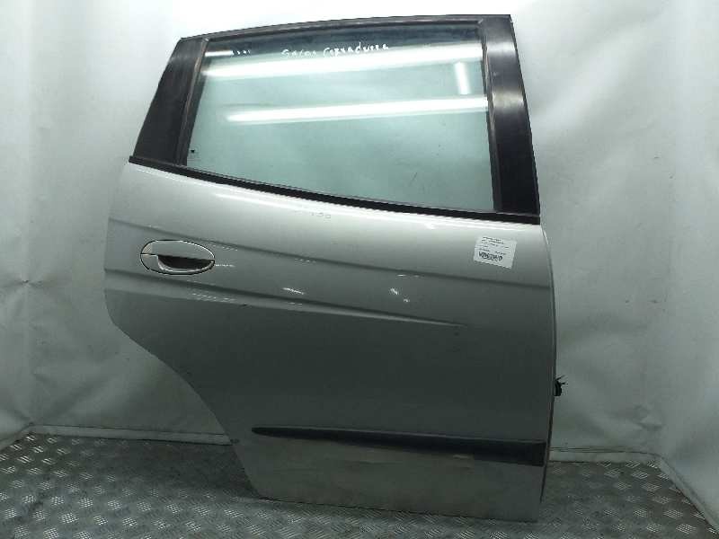 Recambio de puerta trasera derecha para chevrolet tacuma se referencia OEM IAM 96386724 PLATA 