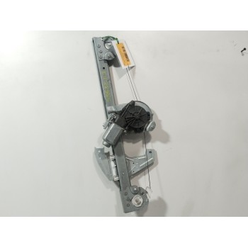 ELEVALUNAS DELANTERO IZQUIERDO 698200H010 