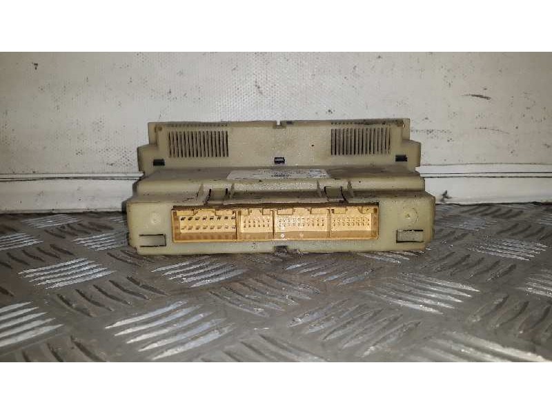Recambio de mando calefaccion / aire acondicionado para volkswagen golf iv berlina (1j1) básico referencia OEM IAM 3B907044A   Recambio de mando calefaccion / aire acondicionado para volkswagen golf iv berlina (1j1) básico referencia OEM IAM 3B907044A