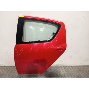 PUERTA TRASERA IZQUIERDA 670040H010 