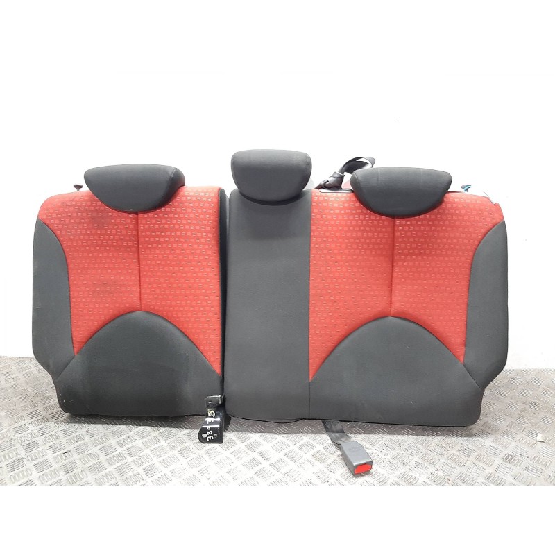 ASIENTO TRASERO MEDIO  - imagen 1