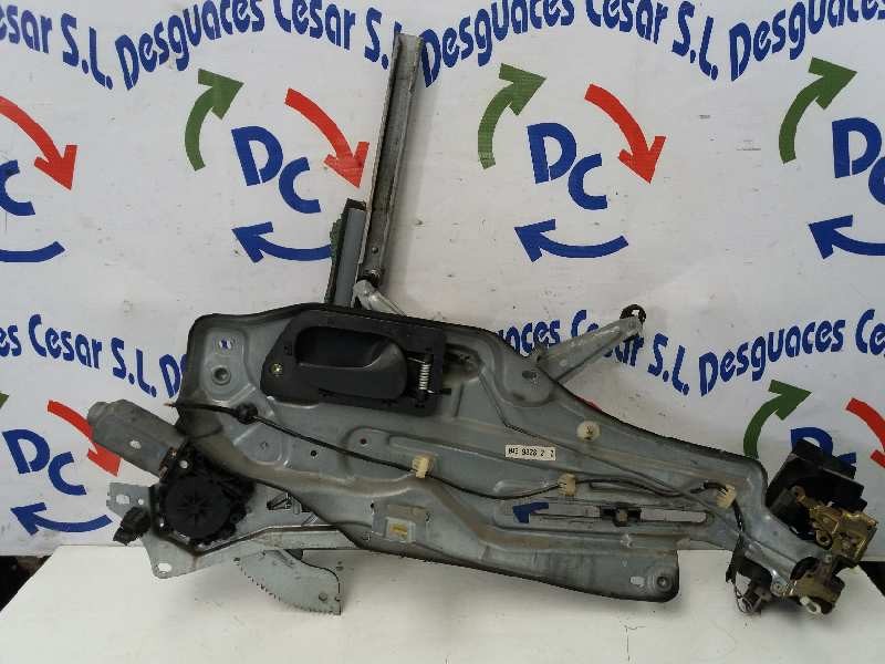 Recambio de elevalunas delantero derecho para renault laguna (b56) 1.8 16v rt referencia OEM IAM 7701367867  