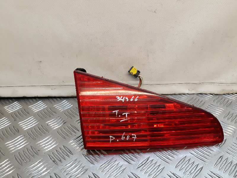 Recambio de piloto porton trasero izquierdo para peugeot 607 (s1) básico referencia OEM IAM    Recambio de piloto porton trasero izquierdo para peugeot 607 (s1) básico referencia OEM IAM