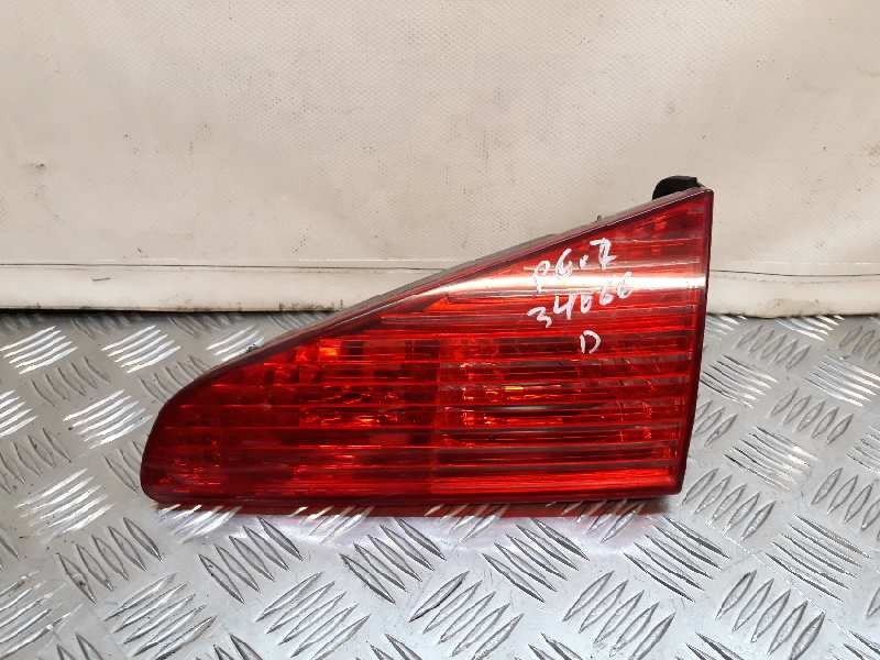 Recambio de piloto porton trasero derecho para peugeot 607 (s1) básico referencia OEM IAM   