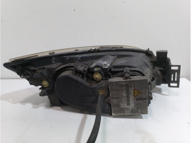 Recambio de faro izquierdo para ford mondeo berlina (ge) ambiente referencia OEM IAM 1435624  