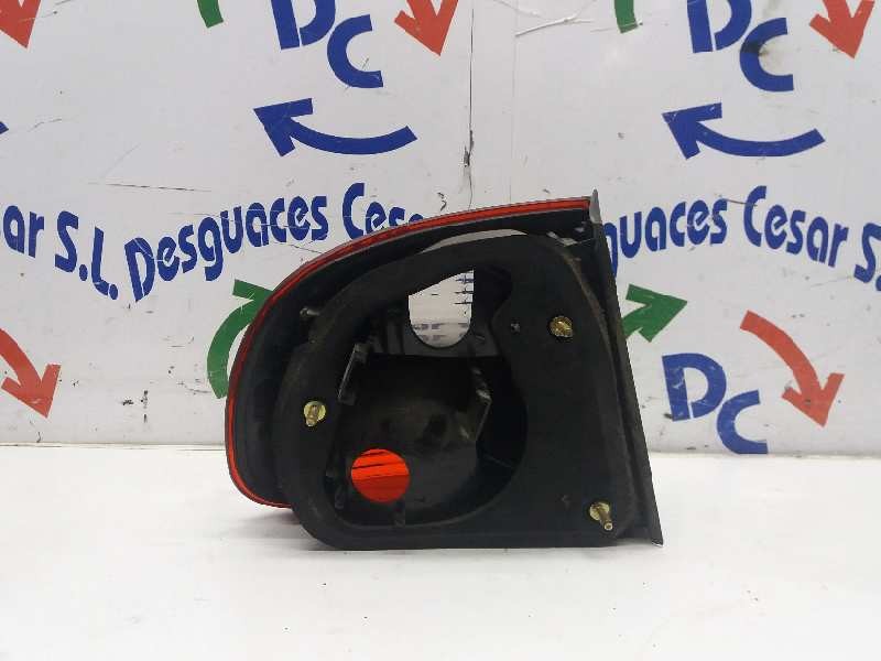 Recambio de piloto trasero derecho para seat toledo (1l) base referencia OEM IAM   