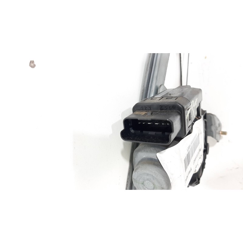 Recambio de elevalunas trasero izquierdo para renault scenic ii confort authentique referencia OEM IAM 8200130627 ELÉCTRICO CONF Recambio de elevalunas trasero izquierdo para renault scenic ii confort authentique referencia OEM IAM 8200130627 ELÉCTRICO CONF