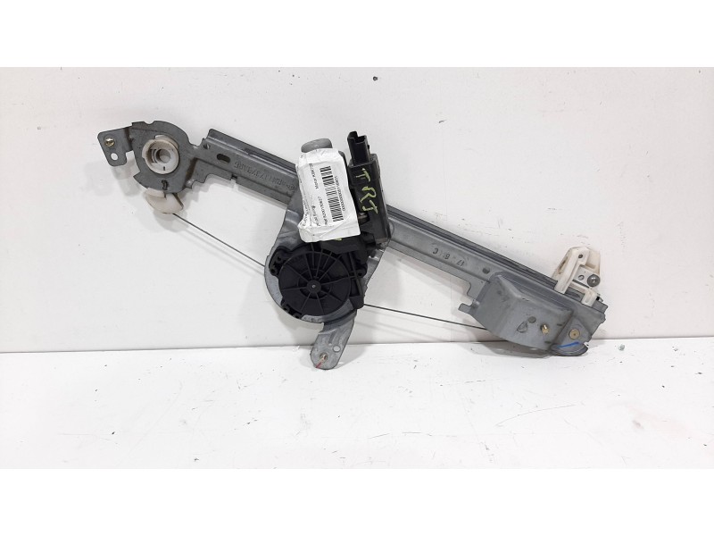Recambio de elevalunas trasero izquierdo para renault scenic ii confort authentique referencia OEM IAM 8200130627 ELÉCTRICO CONF Recambio de elevalunas trasero izquierdo para renault scenic ii confort authentique referencia OEM IAM 8200130627 ELÉCTRICO CONF