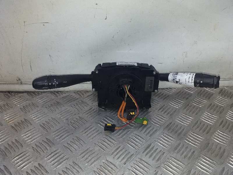 Recambio de mando multifuncion para citroën c2 vtr referencia OEM IAM 96488227XT  