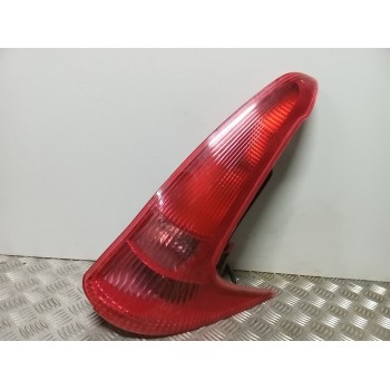 PILOTO TRASERO DERECHO 6351R4 