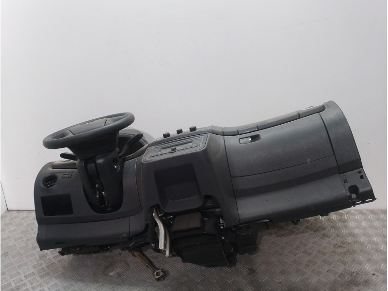 Recambio de salpicadero para skoda fabia (5j2 ) sport referencia OEM IAM 5J1857007EF  