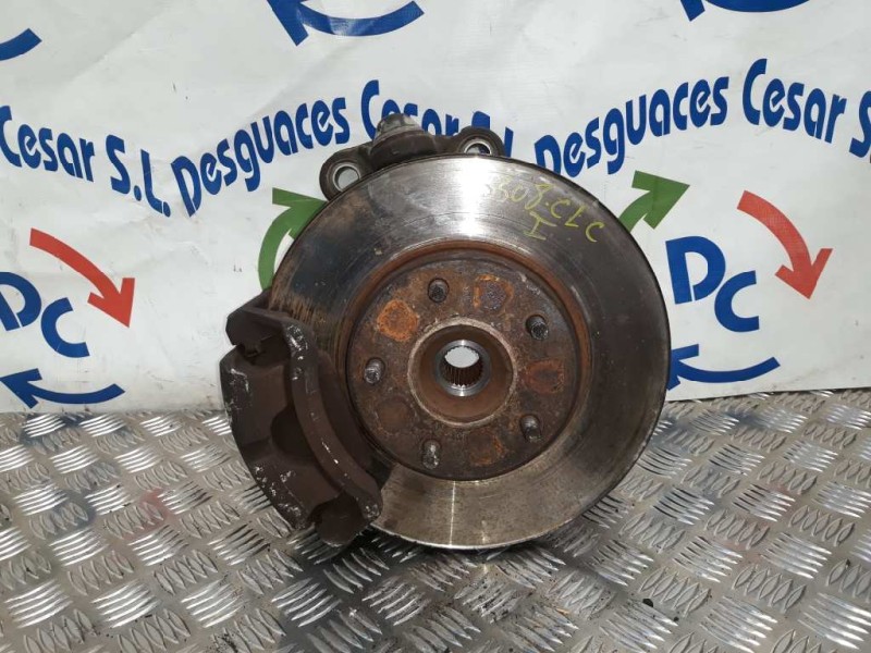 Recambio de mangueta delantera izquierda para nissan primera berlina (p12) acenta referencia OEM IAM   