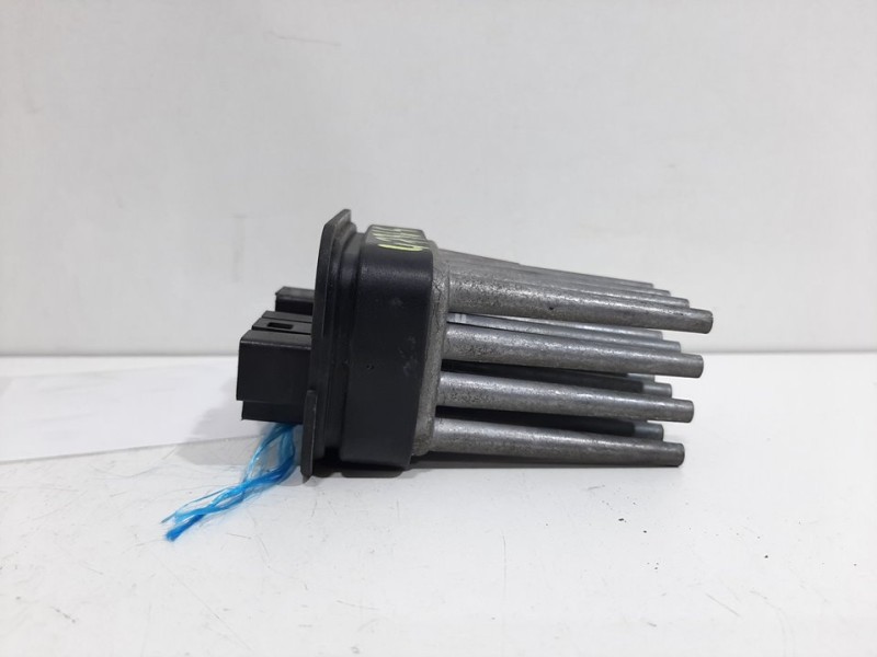 Recambio de resistencia calefaccion para opel astra gtc energy referencia OEM IAM 52488536 25080905 65922