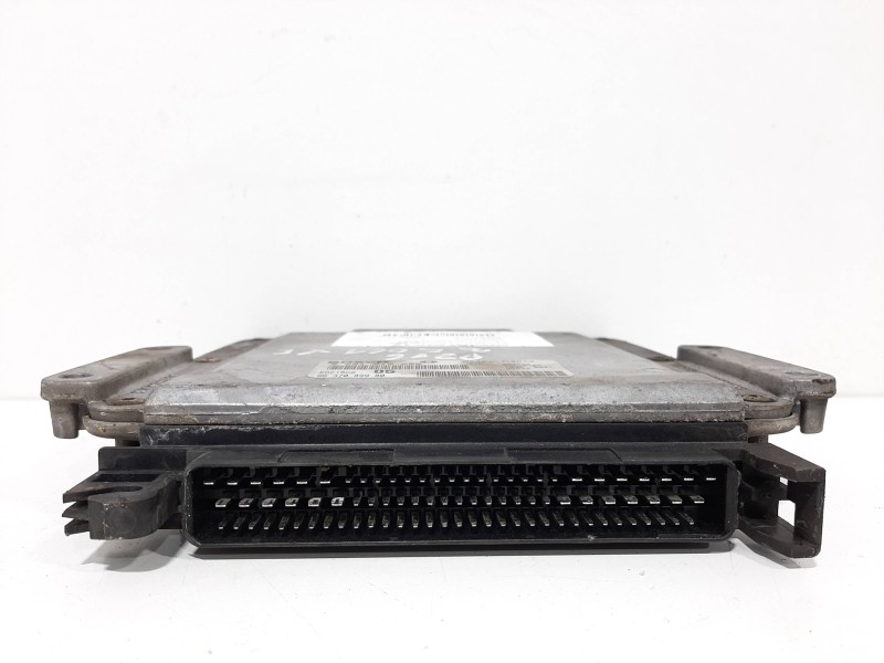 Recambio de centralita motor uce para peugeot 206 berlina xt referencia OEM IAM 0281010250 9637089980 