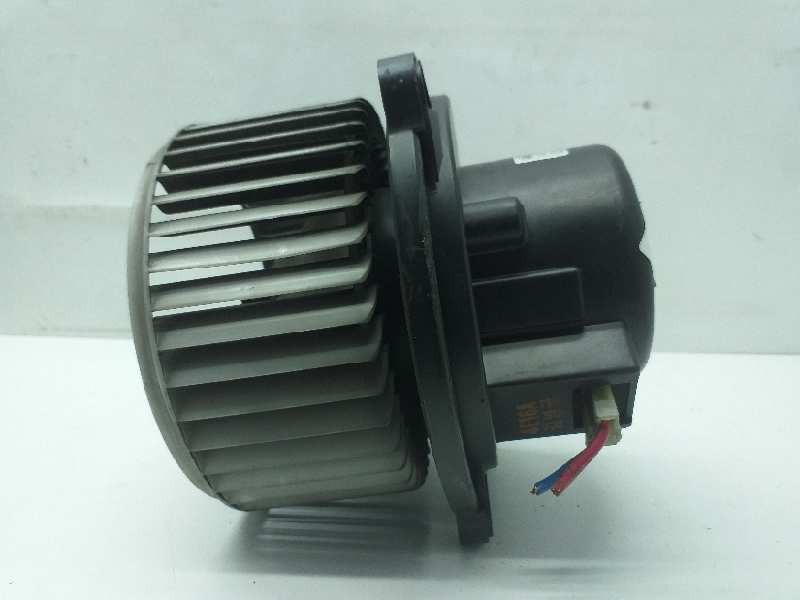 Recambio de motor calefaccion para kia carens 2.0 crdi lx monovolumen referencia OEM IAM 0K2FA61B10  