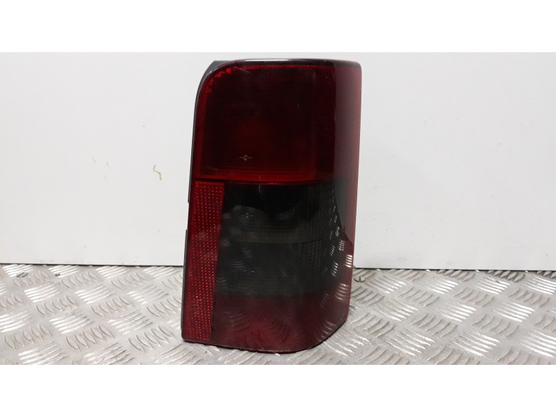 Recambio de piloto trasero derecho para citroën berlingo 2.0 hdi multispace referencia OEM IAM 6351EE  