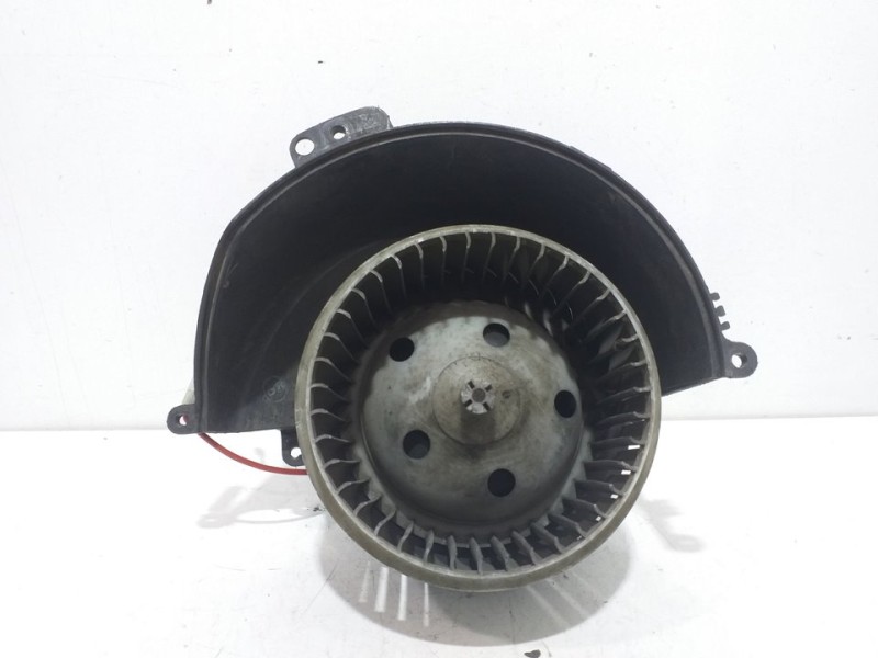 Recambio de motor calefaccion para opel astra h berlina 1.7 16v cdti referencia OEM IAM 52407543  