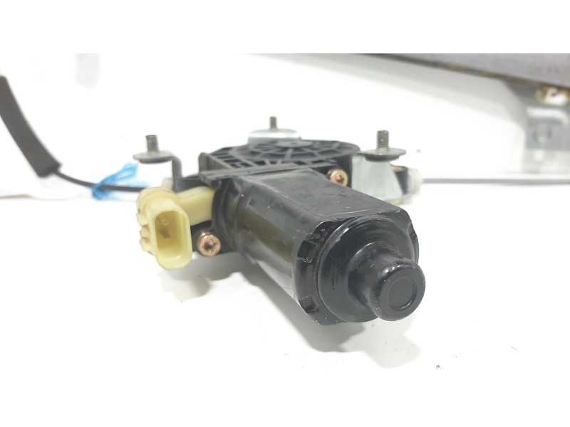 Recambio de elevalunas delantero derecho para hyundai getz (tb) 1.1 básico referencia OEM IAM 824041C010  